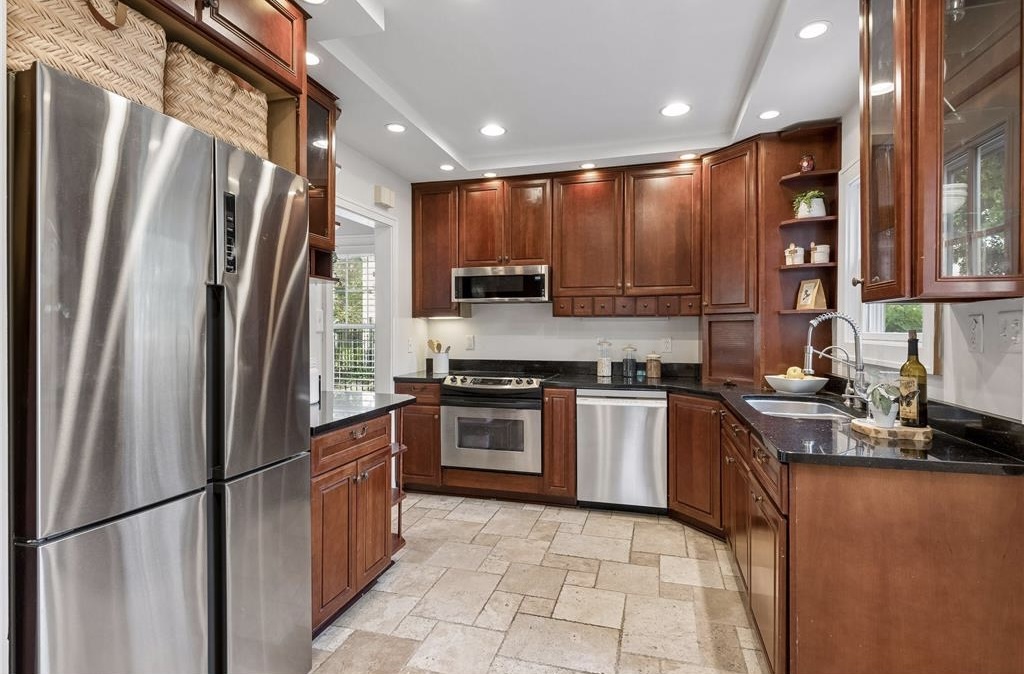Lynnhurst homes for sale