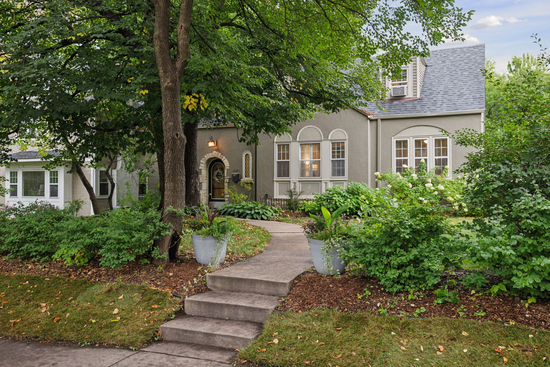 Southwest Minneapolis home near the $500,000 price range